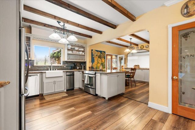 6525 Curtola Ranch Rd, Auburn, CA 95602