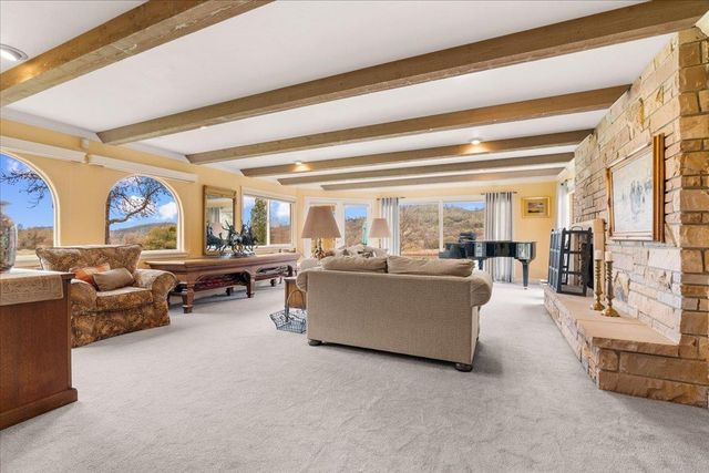 6525 Curtola Ranch Rd, Auburn, CA 95602