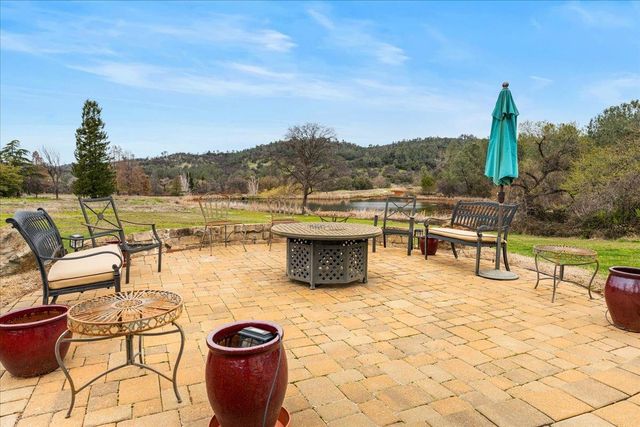 6525 Curtola Ranch Rd, Auburn, CA 95602