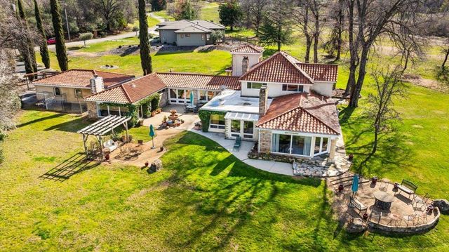 6525 Curtola Ranch Rd, Auburn, CA 95602