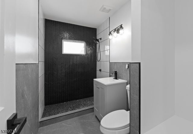 537 Ford Ave, Woodbridge Twp., NJ 08863