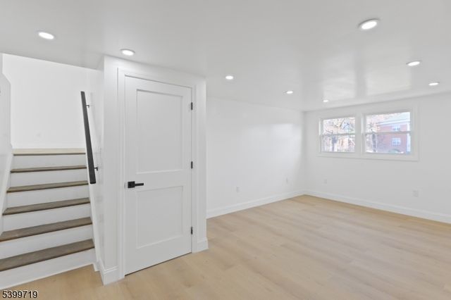 537 Ford Ave, Woodbridge Twp., NJ 08863