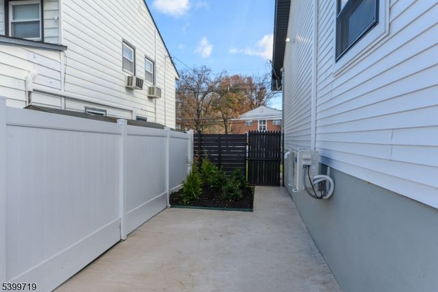 537 Ford Ave, Woodbridge Twp., NJ 08863