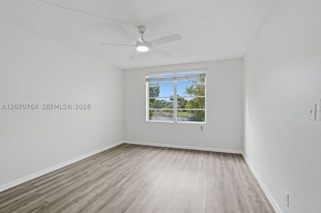 5335 NW 10th Ct 206, Plantation, FL 33313