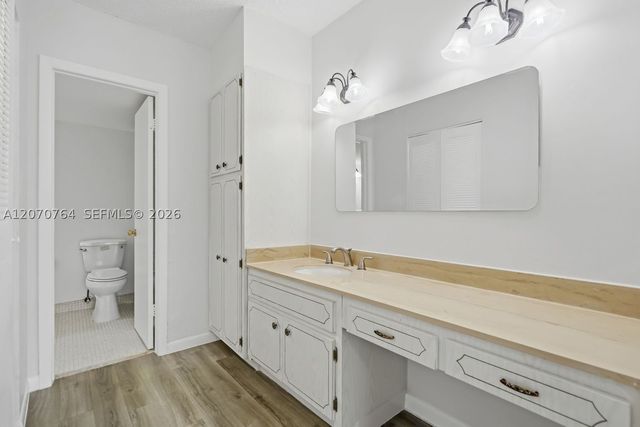 5335 NW 10th Ct 206, Plantation, FL 33313