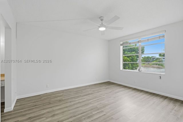 5335 NW 10th Ct 206, Plantation, FL 33313
