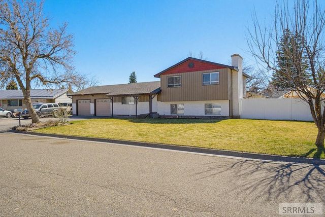 660 N Butterfly Drive, Idaho Falls, ID 83401