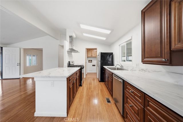 1201 W Valencia 97, Fullerton, CA 92833