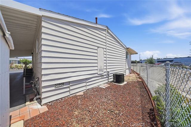 1201 W Valencia 97, Fullerton, CA 92833