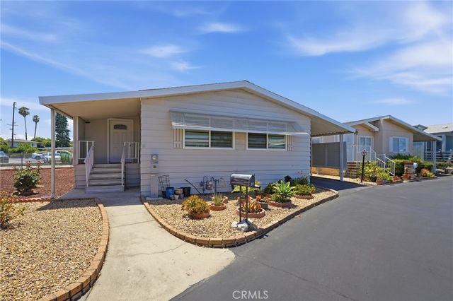 1201 W Valencia 97, Fullerton, CA 92833