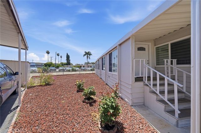 1201 W Valencia 97, Fullerton, CA 92833