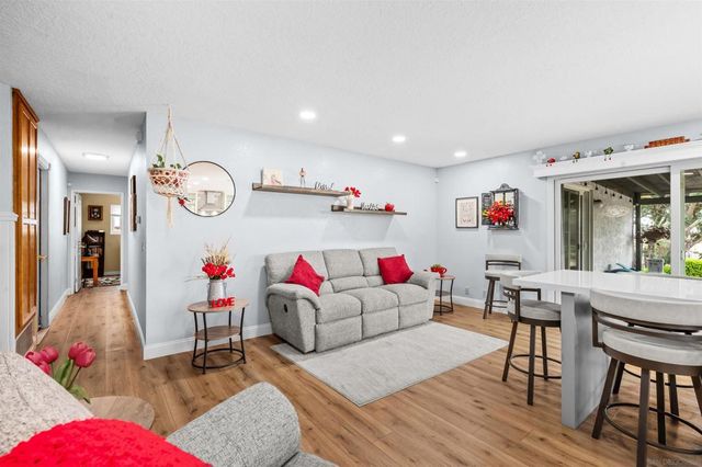 2481 Northmoor Dr, Corona, CA 92882