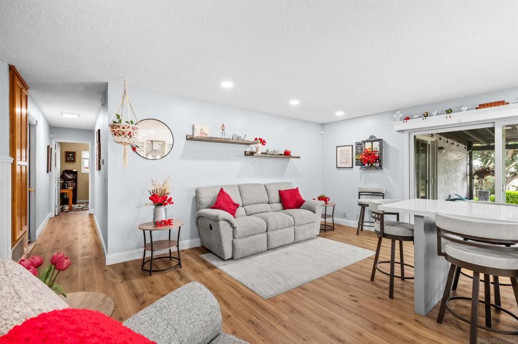 Image 13 of property listing at 2481 Northmoor Dr, Corona, CA 92882
