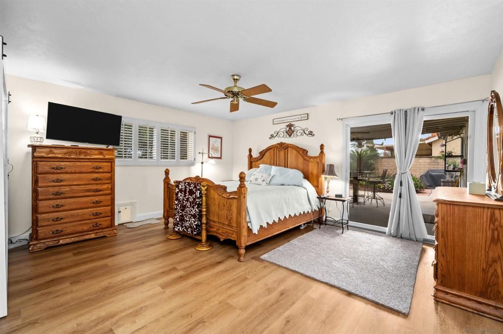 Image 14 of property listing at 2481 Northmoor Dr, Corona, CA 92882