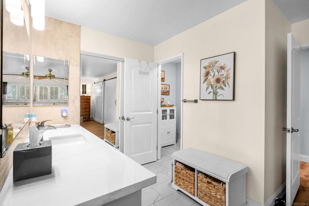 Image 16 of property listing at 2481 Northmoor Dr, Corona, CA 92882