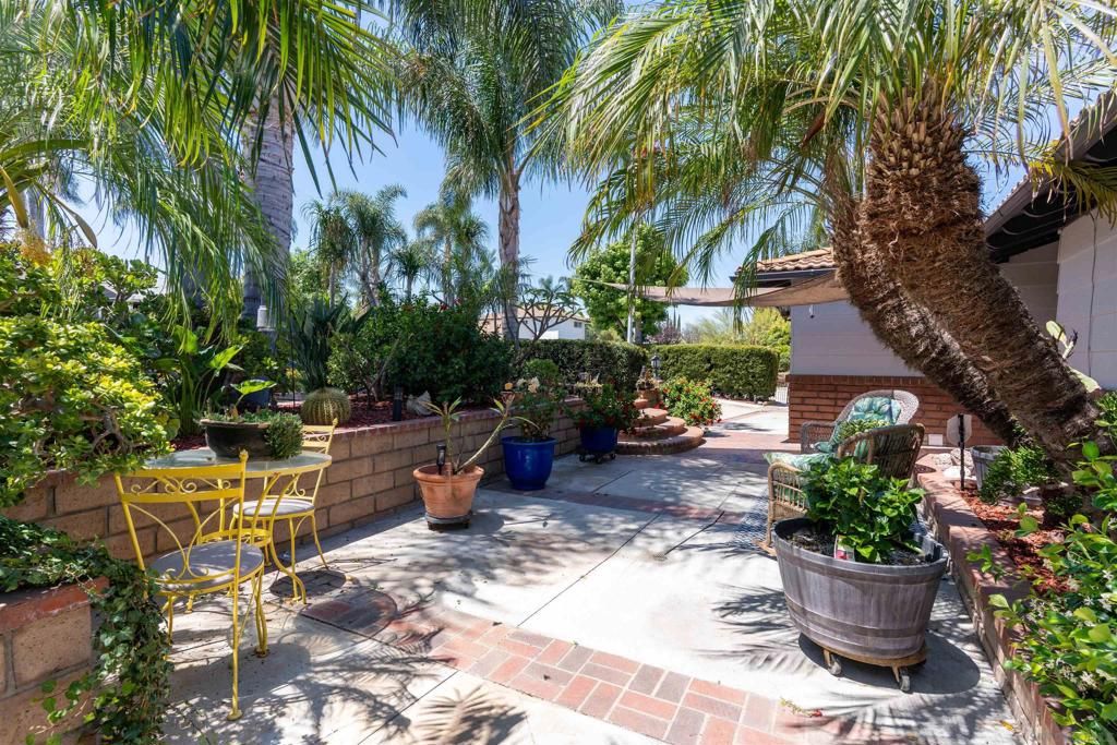 Image 33 of property listing at 2481 Northmoor Dr, Corona, CA 92882