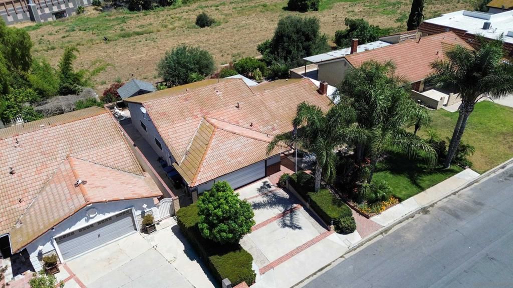 Image 34 of property listing at 2481 Northmoor Dr, Corona, CA 92882