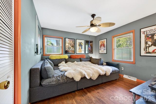 305 Melody Circle, Swannanoa, NC 28778