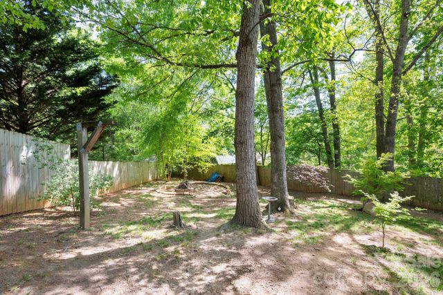 305 Melody Circle, Swannanoa, NC 28778