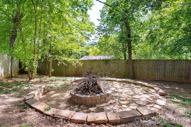 305 Melody Circle, Swannanoa, NC 28778