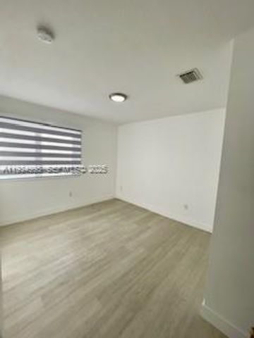 10643 SW 7th St 1806, Pembroke Pines, FL 33025