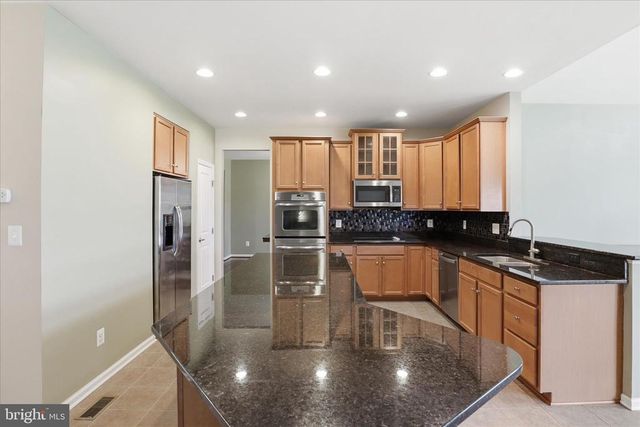 7550 EDINGTON DR, Warrenton, VA 20187