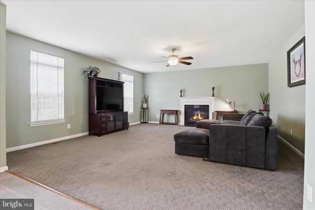 7550 EDINGTON DR, Warrenton, VA 20187