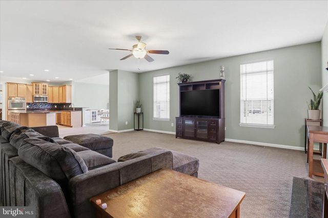 7550 EDINGTON DR, Warrenton, VA 20187
