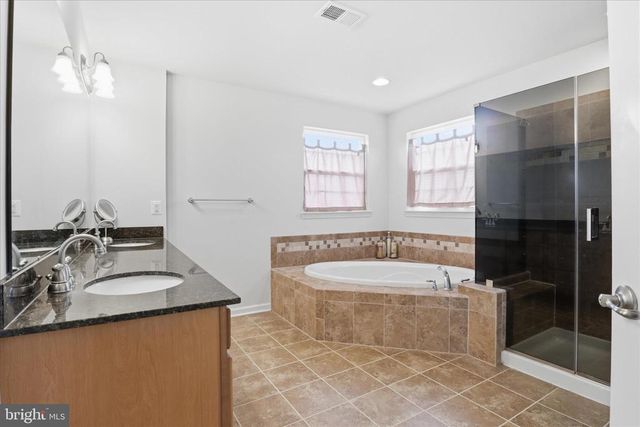 7550 EDINGTON DR, Warrenton, VA 20187