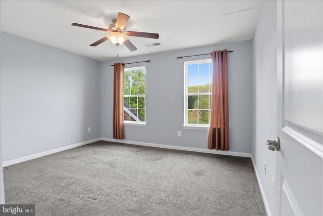 7550 EDINGTON DR, Warrenton, VA 20187