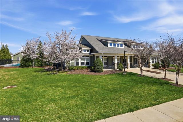 7550 EDINGTON DR, Warrenton, VA 20187
