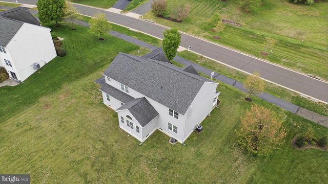 7550 EDINGTON DR, Warrenton, VA 20187