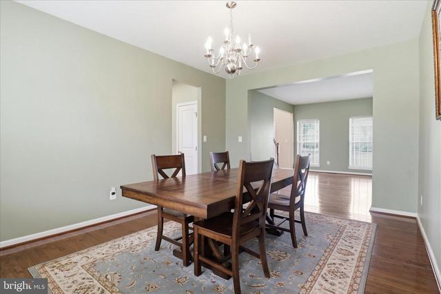 7550 EDINGTON DR, Warrenton, VA 20187