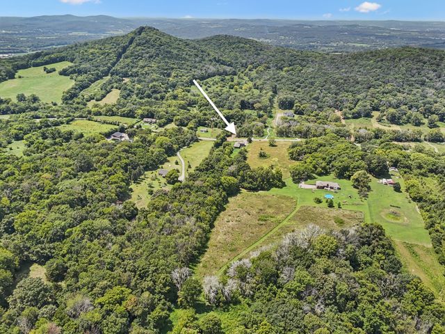 1825 Shop Springs Rd, Watertown, TN 37184