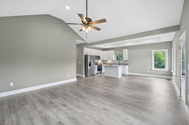 1825 Shop Springs Rd, Watertown, TN 37184