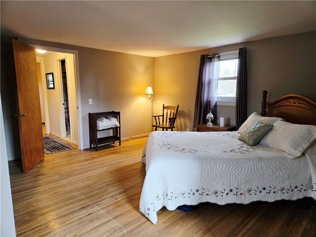 38 Shadmore Drive, Greece, NY 14626