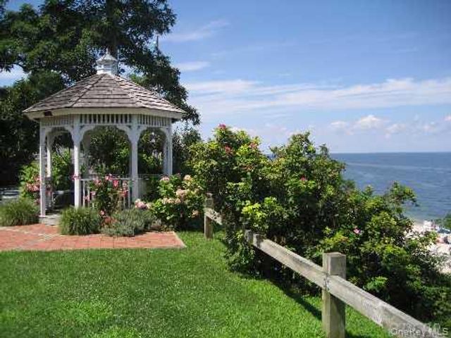 9 Tower Hill Road, Shoreham, NY 11786