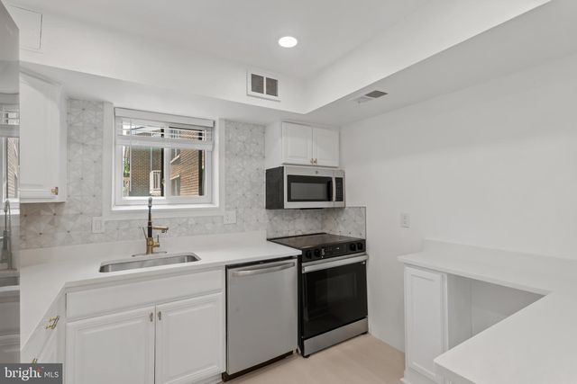 17824 BUEHLER RD #189, Olney, MD 20832