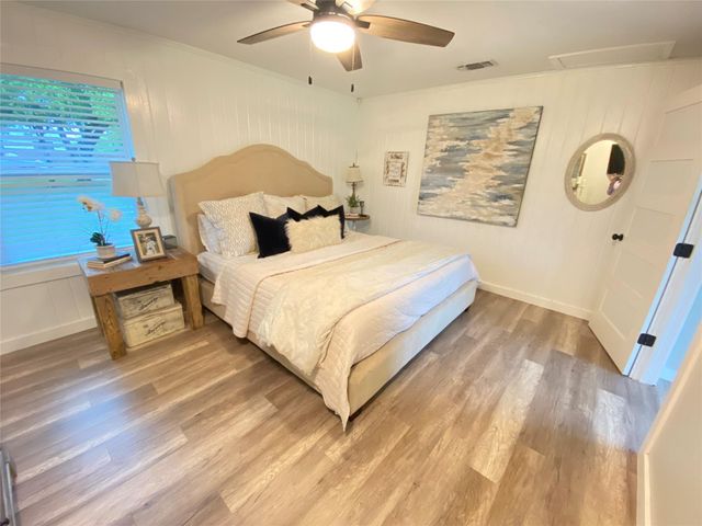 1012 Winding Road, College Station, TX 77840