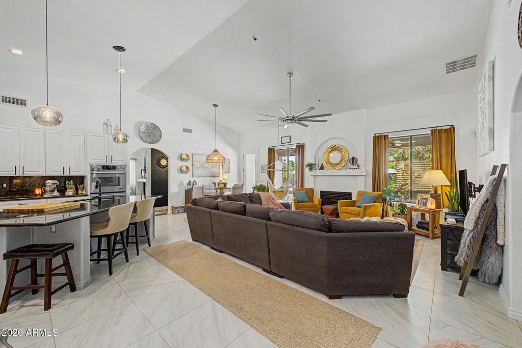 Image 16 of property listing at 4404 W LODGE Drive, Laveen, AZ 85339