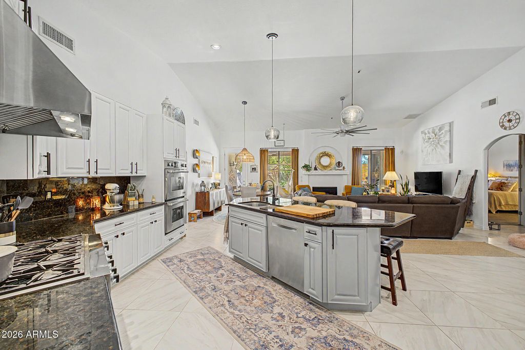 Image 20 of property listing at 4404 W LODGE Drive, Laveen, AZ 85339