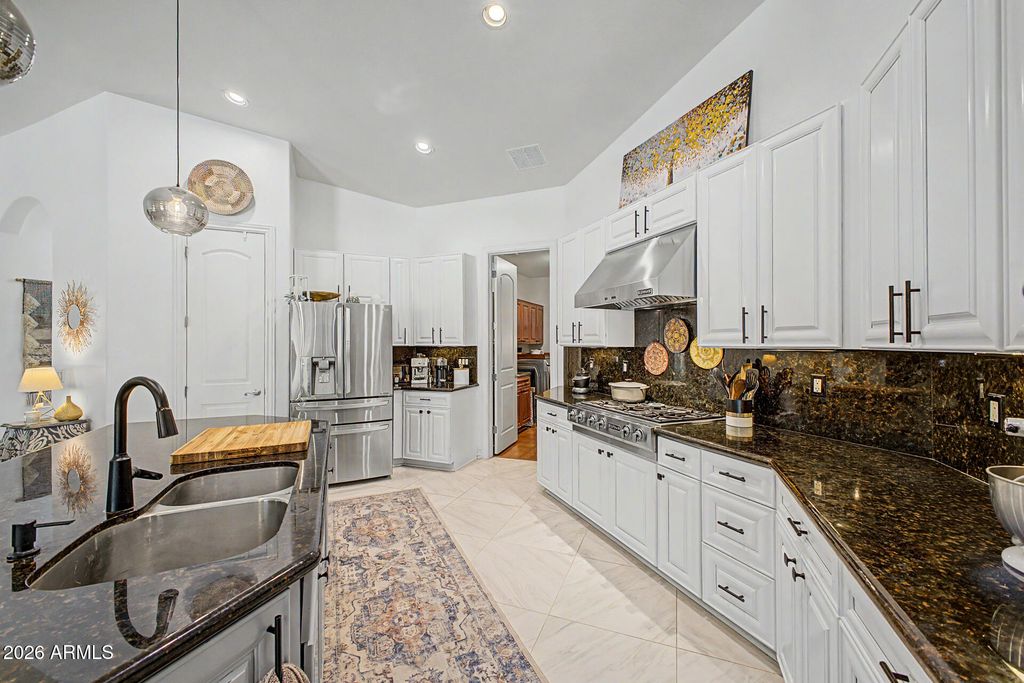 Image 21 of property listing at 4404 W LODGE Drive, Laveen, AZ 85339