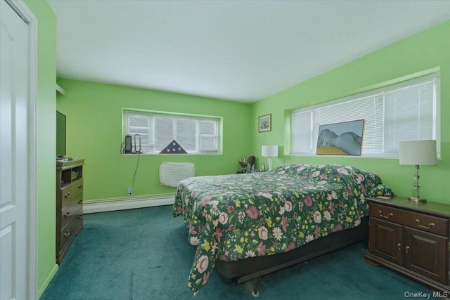 222 Smith Street 2E, Freeport, NY 11520