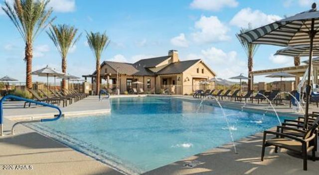 20484 E SONOQUI Boulevard, Queen Creek, AZ 85142