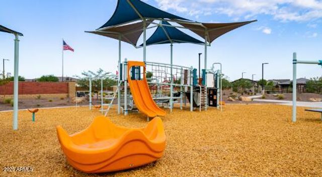 20484 E SONOQUI Boulevard, Queen Creek, AZ 85142