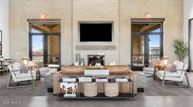 20484 E SONOQUI Boulevard, Queen Creek, AZ 85142