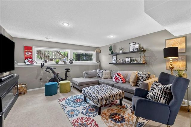 13307 W 131st Street, Overland Park, KS 66213