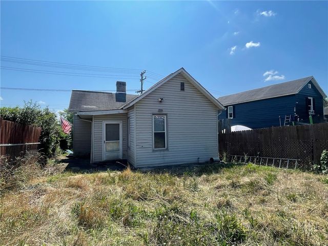 126 Elmwood St, Union Twp, PA 16101