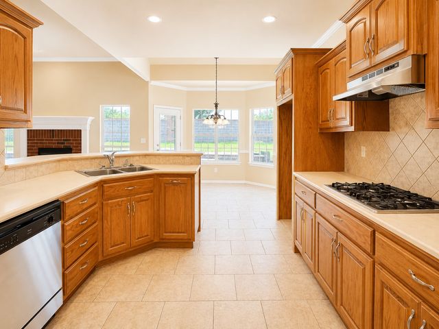 4213 S Palm Avenue, Broken Arrow, OK 74011