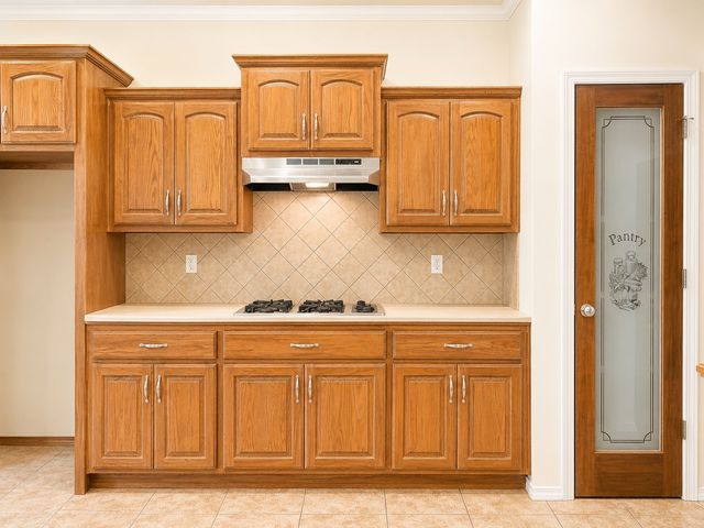 4213 S Palm Avenue, Broken Arrow, OK 74011